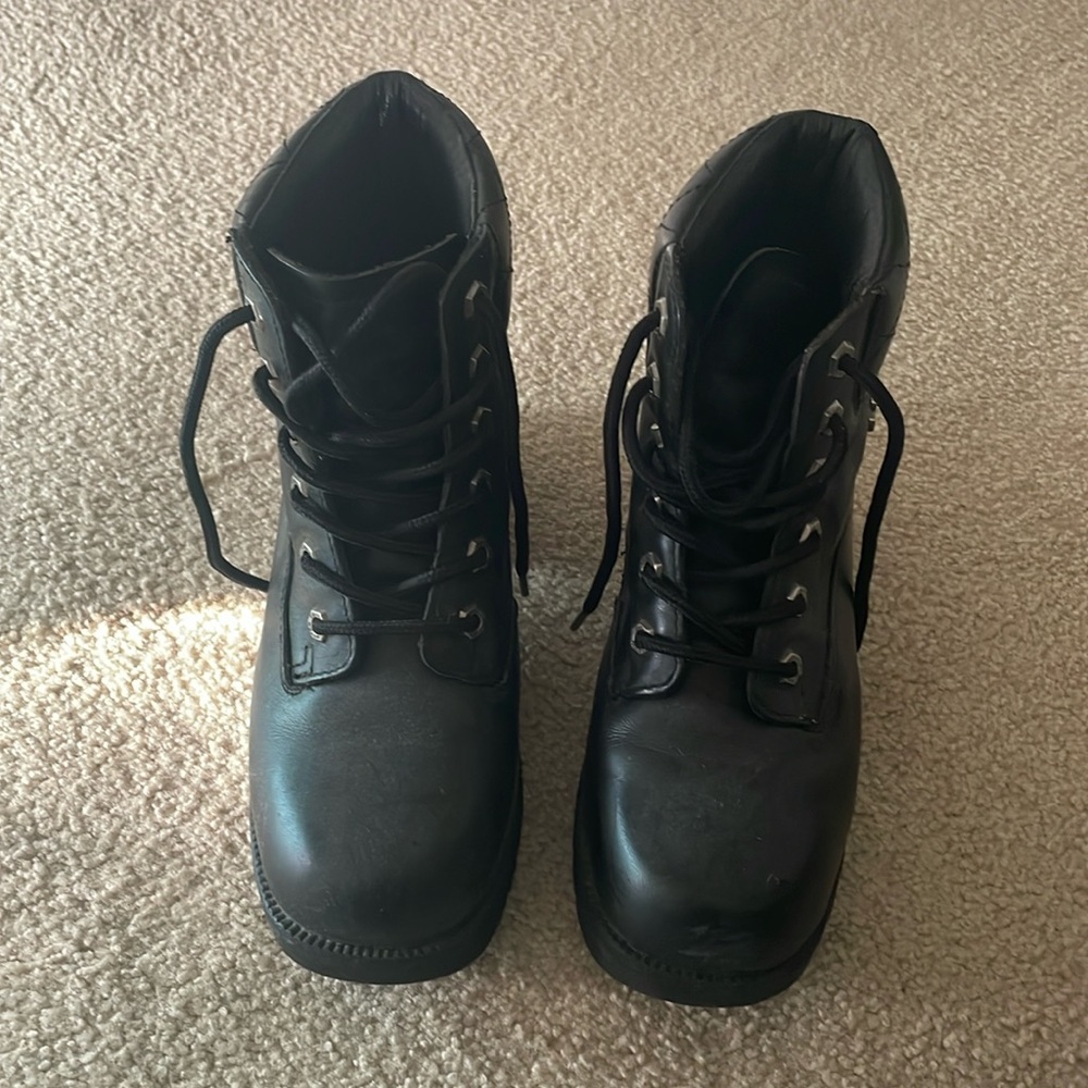 Vintage Harley Davidson Black Platform Leather Boots. Size 7